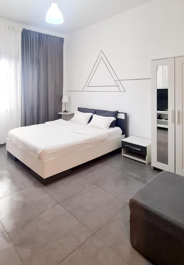 Nice Apartments On Ben Yehuda Str Tel Aviv-Jaffa Exterior foto